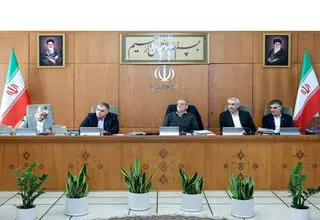 تاکید دکتر پزشکیان بر تسریع در اجرای قرارداد توسعه میدان نفتی آزادگان