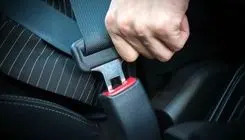 استفاده از کمربند ایمنی، تلفات رانندگی را تا ۷۰ درصد کاهش می‌دهد
