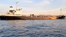 توقیف دو شناور متخلف قاچاق سوخت در خلیج فارس