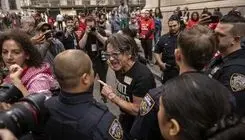 خیابان‌های منهتن شلوغ شد + عکس 