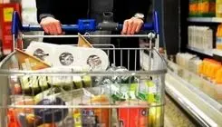 کالای اساسی سبد خانوار به وفور موجود است؛ روند نزولی و ثبات قیمت در بازار ماه رمضان