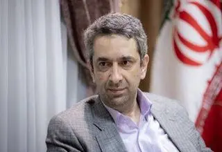پزشکیان آمده تا اگر لازم بود خود را هم فدا کند ولی ایران را بسازد 