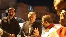 بازدید رئیس شورای اطلاع‌رسانی دولت از منازل آسیب‌دیده قم