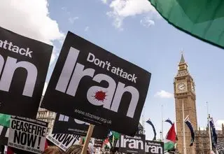 راهپیمایی در لندن در حمایت از ایران