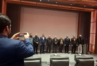 بقائی تماشای کدام مستند را به عراقچی توصیه می‌کند؟