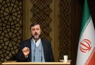 غریب‌آبادی: مین‌زدایی در تنگه هرمز صرفاً توسط ایران انجام می‌شود نه هیچ کشور دیگری