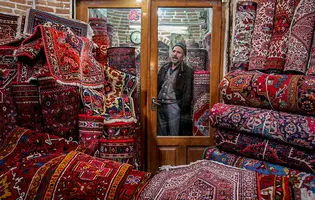 مرثیه‌ای برای تار و پود فرش دستباف ایرانی؛ سقوط از قله‌ ۵۰۰ میلیون دلاری!