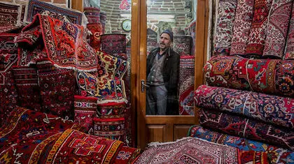 مرثیه‌ای برای تار و پود فرش دستباف ایرانی؛ سقوط از قله‌ ۵۰۰ میلیون دلاری!