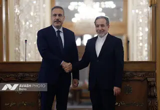 عراقچی: در آینده نزدیک شاهد گشایش سرکنسولگری ایران در وان خواهیم بود