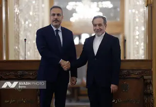 رایزنی تلفنی وزیران خارجه ایران و ترکیه