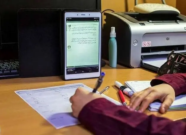 خانواده‌ها زیر فشار اینترنت ناپایدار و بچه‌هایی که باید در خانه درس بخوانند