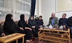 مهاجرانی و ربیعی با پدر و مادر الهه حسین‌نژاد دیدار کردند