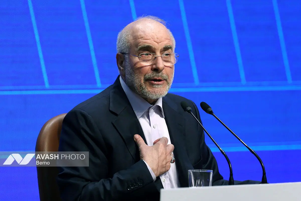 نشست خبری رئیس مجلس شورای اسلامی