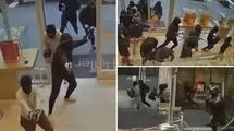 دستبرد ۲۵ نفری به یک طلافروشی + عکس