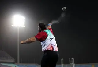 طیبی به مدال نقره پرتاب وزنه رسید