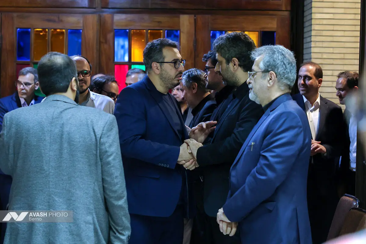 مراسم ترحیم مادر «سید مهدی طباطبایی» معاون ارتباطات و اطلاع‌رسانی دفتر رئیس جمهور