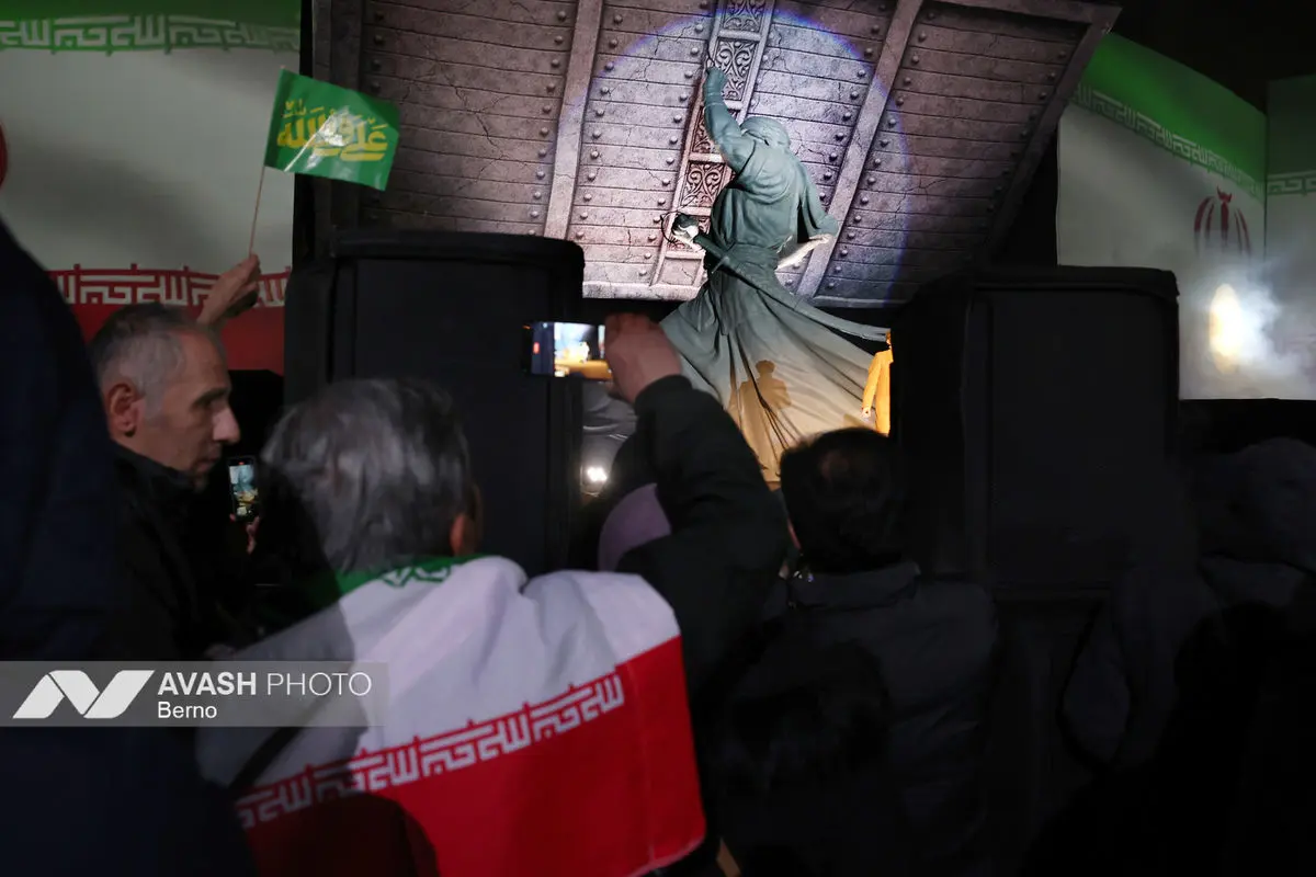 رونمایی از نماد «فاتح خیبر»