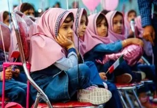 دریافت وجه اضافه توسط مدارس هنگام ثبت نام ممنوع است