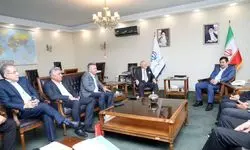 دیدار پیشکسوتان فوتبال با دنیامالی