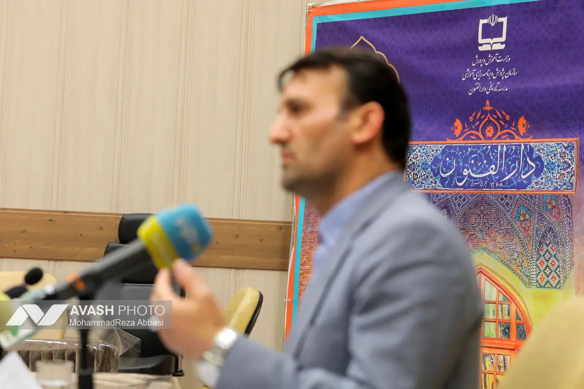 نشست سخنگوی وزارت آموزش و پرورش