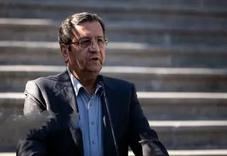 همتی: نتایج مثبت یکپارچه‌سازی نرخ ارز به مرور زمان خود را نشان خواهد داد