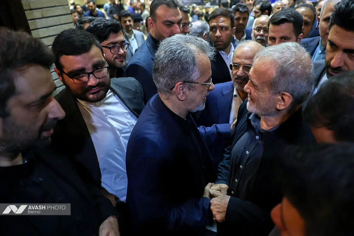 مراسم ترحیم مادر «سید مهدی طباطبایی» معاون ارتباطات و اطلاع‌رسانی دفتر رئیس جمهور