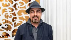 «رضا عطاران» بابت پیگیری احوالش از مردم تشکر کرد