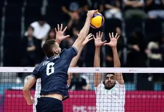 مردان والیبال ایران،عربستان را درخانه شکست دادند / نبرد دوباره با ترکیه برای قهرمانی