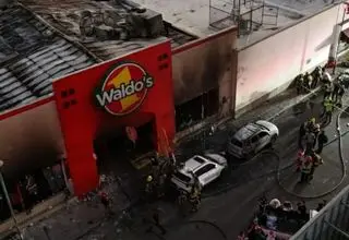 23 کشته در آتش‌سوزی هولناک یک فروشگاه