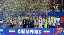 قهرمان آسیا به وطن بازگشت
