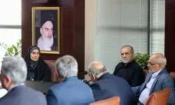 بازدید سرزده پزشکیان از وزارت راه و شهرسازی
