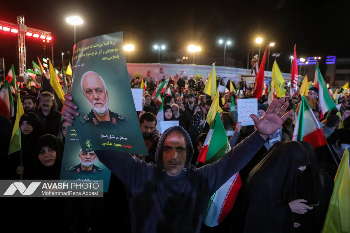 اجتماع مردمی در چهلمین شب شهادت رهبر معظم انقلاب -1