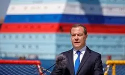 مدودف:آمریکا از کشورهای عربی برای محافظت از اسرائیل سوء‌استفاده می‌کند