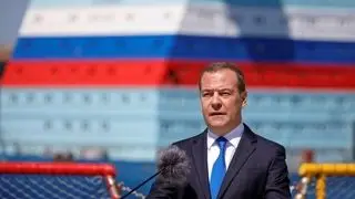 مدودف:آمریکا از کشورهای عربی برای محافظت از اسرائیل سوء‌استفاده می‌کند