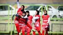 لیگ فوتبال بانوان بر سر دو راهی