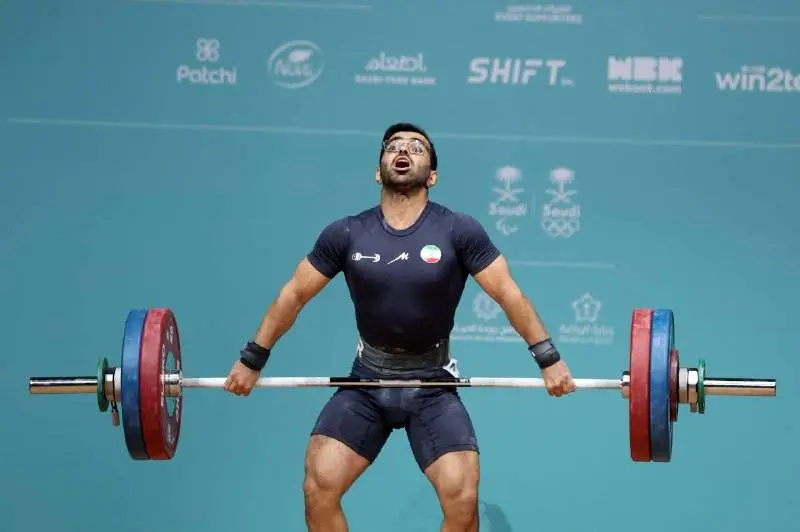 قشقایی در یک‌ضرب هفتم شد