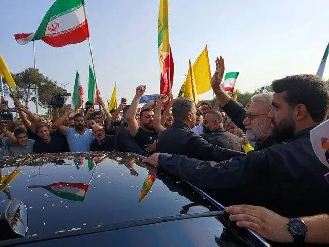 بیروت در تب و تاب لاریجانی