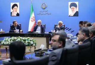 واکنش پزشکیان به طرح احیای وزارت بازرگانی 