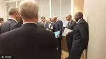 دعوت به مذاکره‌ اما انگشت روی ماشه 