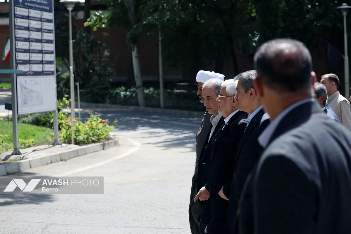 بازدید معاون اول رییس جمهور از دانشگاه علم و صنعت