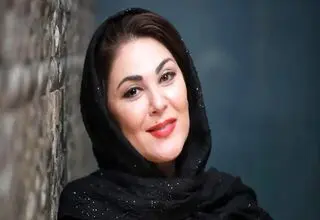 لاله اسکندری: ایران من تو بمان 