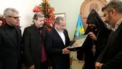 دیدار عراقچی از کلیسای ارامنه در آستانه سال نو میلادی