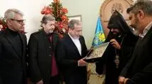 دیدار عراقچی از کلیسای ارامنه در آستانه سال نو میلادی