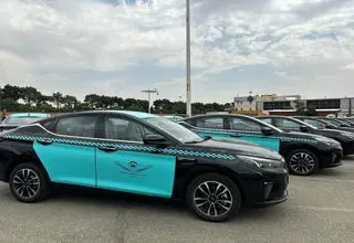 کمبود ایستگاه‌های شارژ برای رانندگان تاکسی برقی تهران