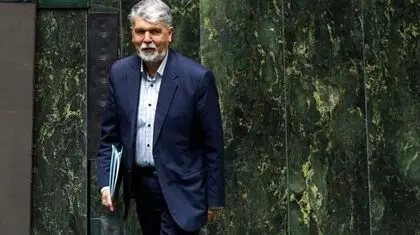 کارت زرد به وزیر یا نقره‌داغ کردن حضور اندک فرهنگ