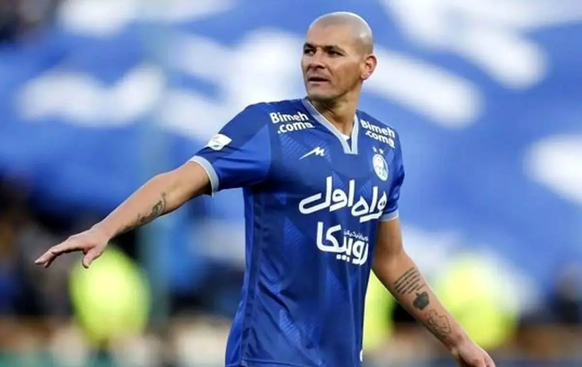 خداحافظی مدافع استقلال