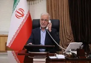 مومنی با وزیر کشور آذربایجان گفتگو کرد