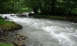 اتراق در حاشیه رودخانه‌ها ممنوع است