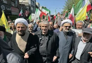 رهبر شهید انقلاب اسلامی راهگشا بودند