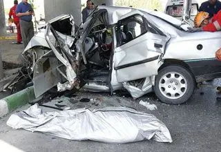 سه زن بر اثر برخورد پژو با تیربرق در سمنان جان باختند